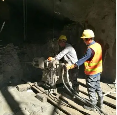 德保水下抗分散灌浆料特点 水下不分散注浆料介绍